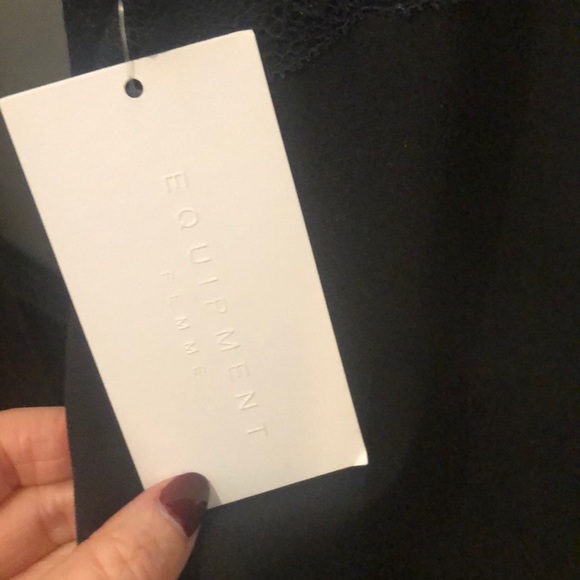 SOLD NWT Equipment Aurora Silk Blouse - Picture 6 of 7